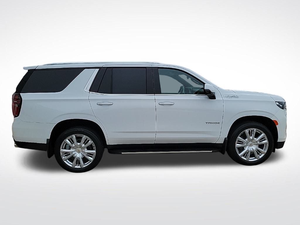 Thumbnail: 2023 Chevrolet Tahoe - 7