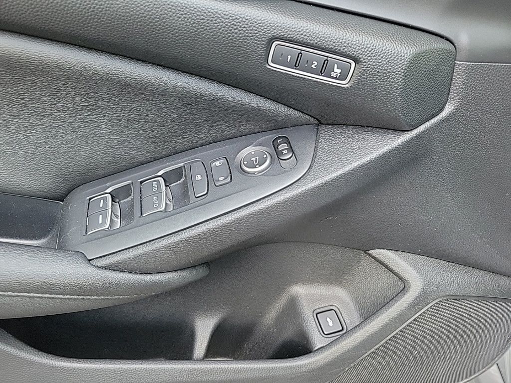 Thumbnail: 2020 Honda Accord - 19