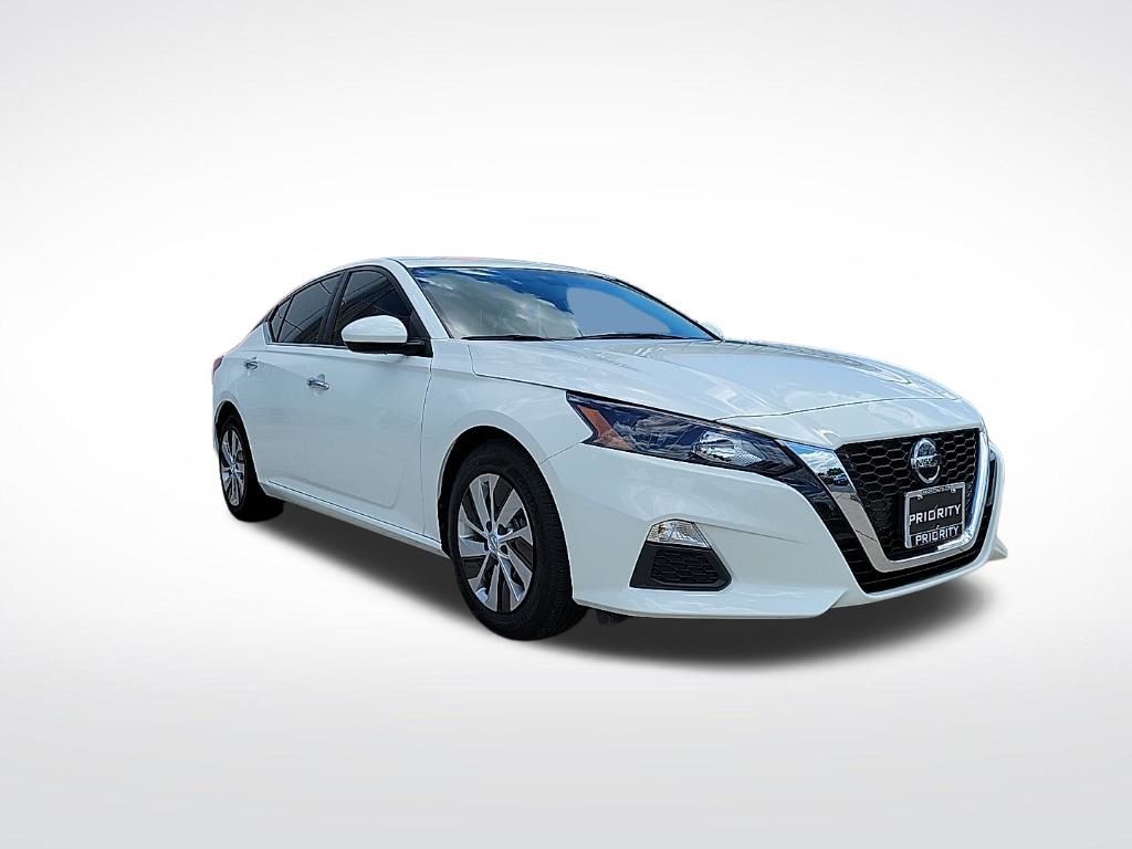 Thumbnail: 2022 Nissan Altima - 6