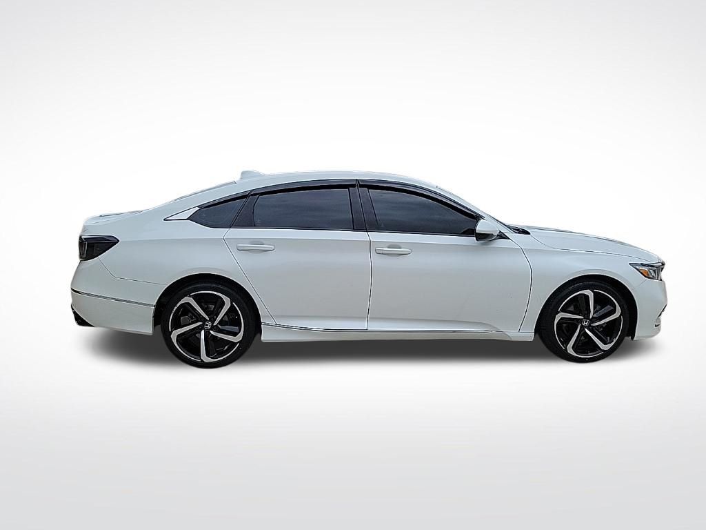 Thumbnail: 2018 Honda Accord - 5