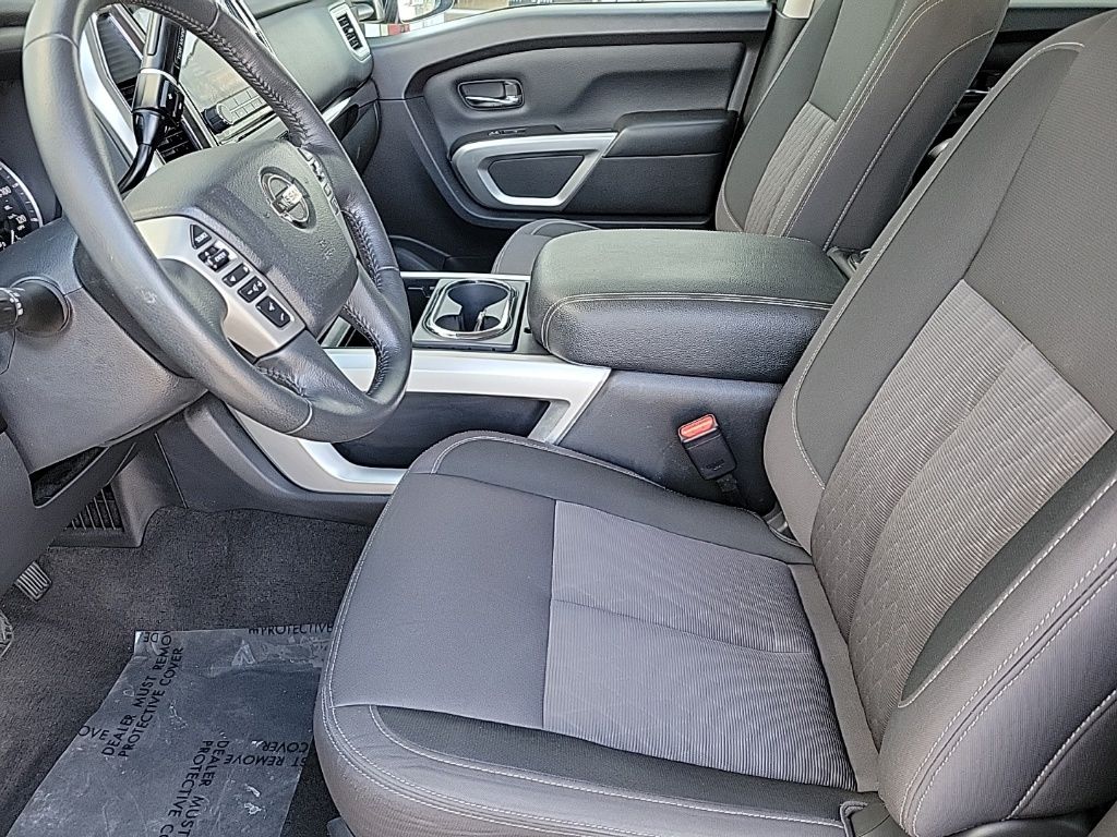 Thumbnail: 2021 Nissan Titan - 12