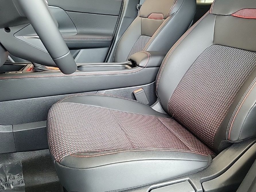 Thumbnail: 2025 Nissan Kicks - 21