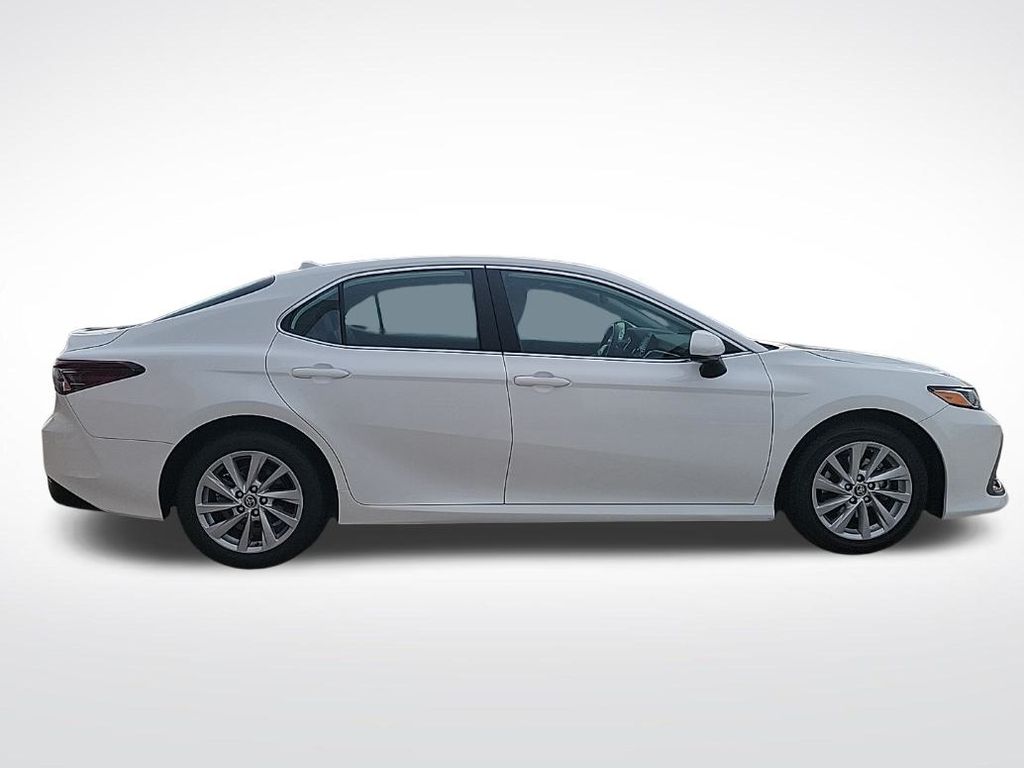 Thumbnail: 2023 Toyota Camry - 6