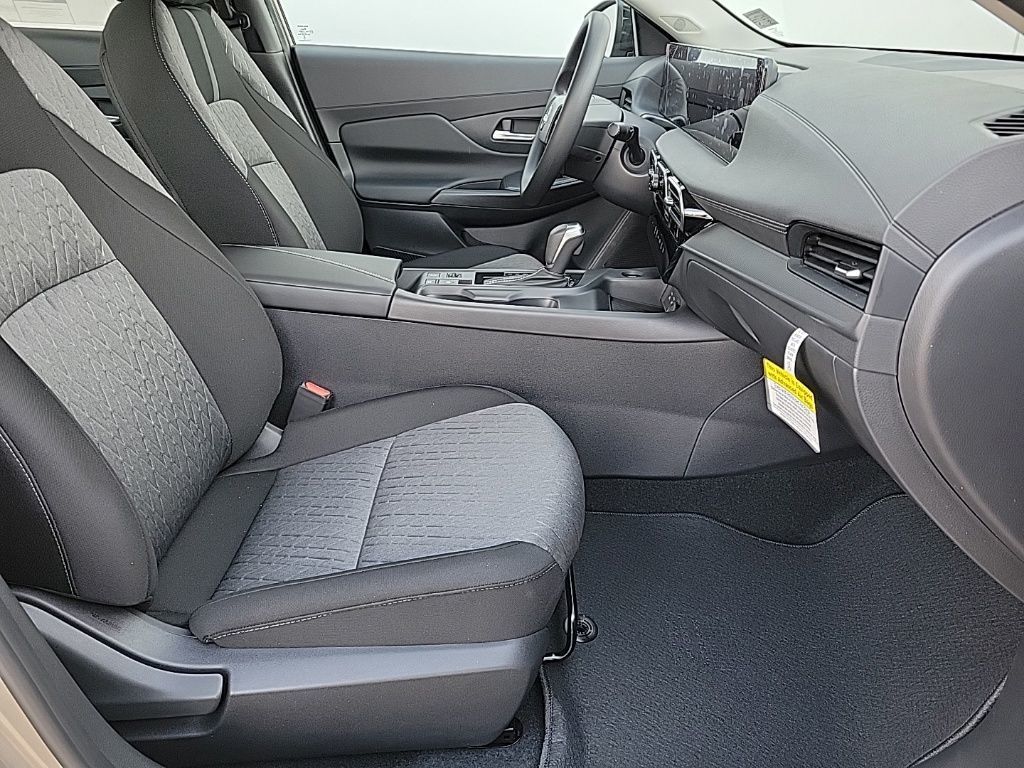 Thumbnail: 2026 Nissan Sentra - 13