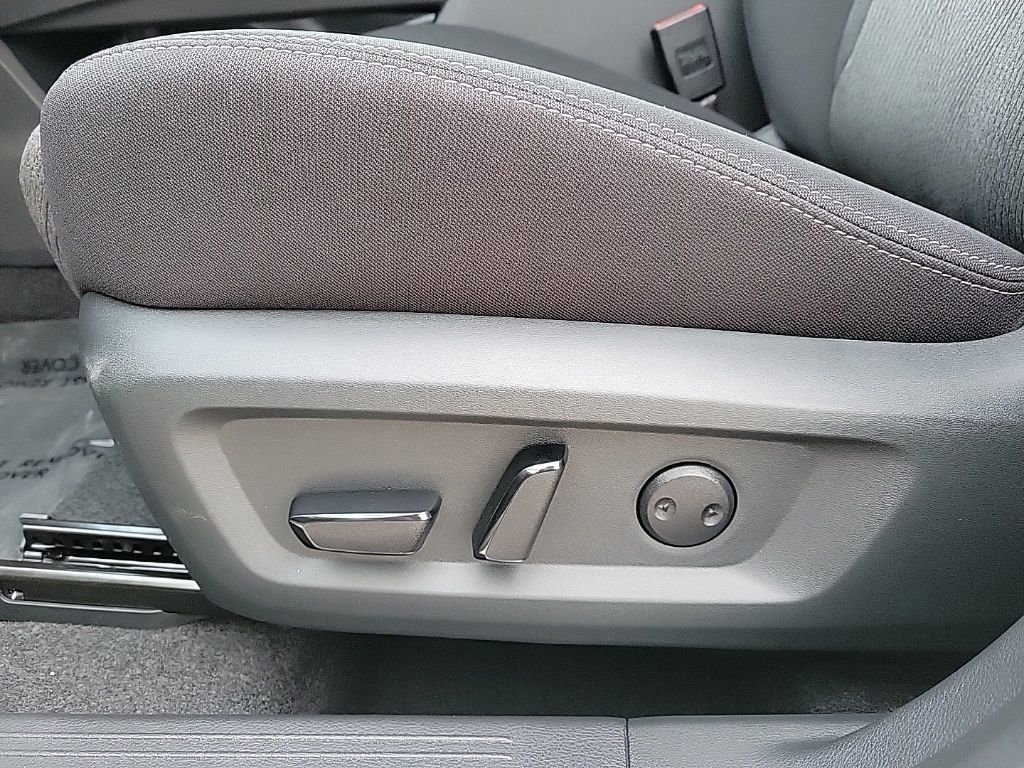 Thumbnail: 2026 Nissan Rogue - 12