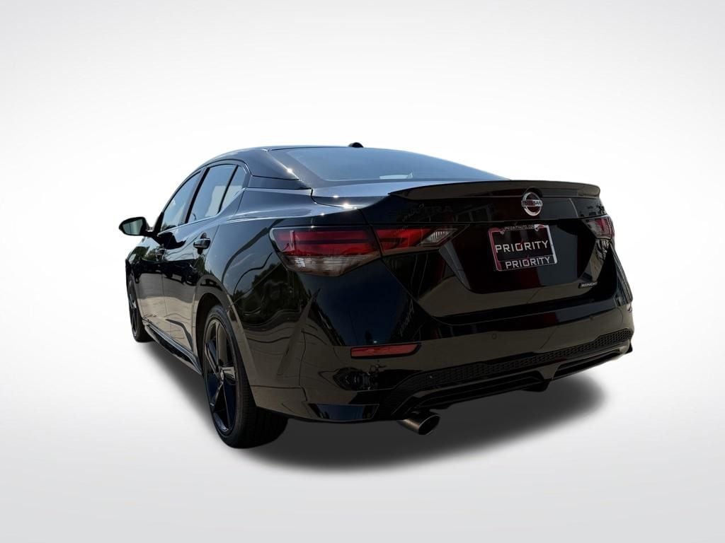 Thumbnail: 2022 Nissan Sentra - 3