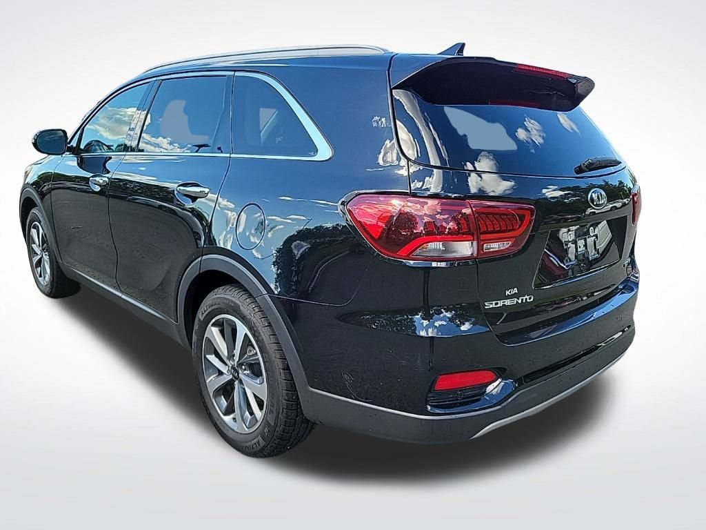 Thumbnail: 2019 Kia Sorento - 3