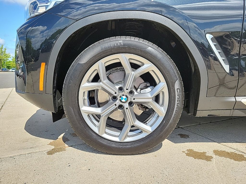 Thumbnail: 2023 BMW X3 - 8