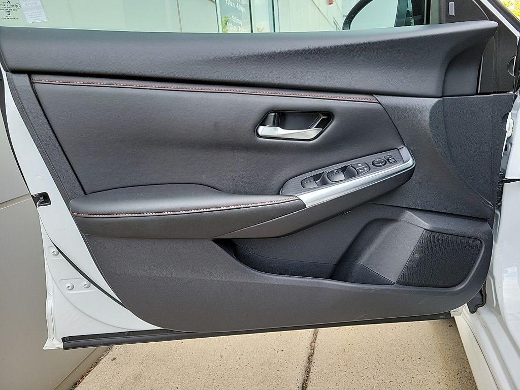 Thumbnail: 2025 Nissan Sentra - 26