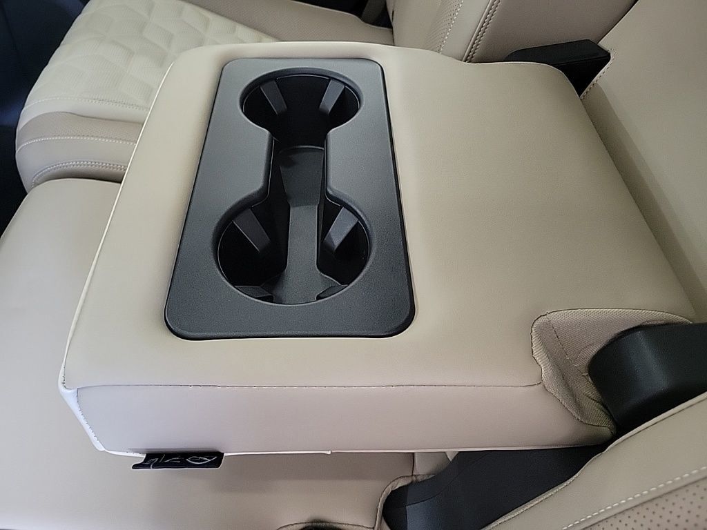 Thumbnail: 2025 Nissan Armada - 22