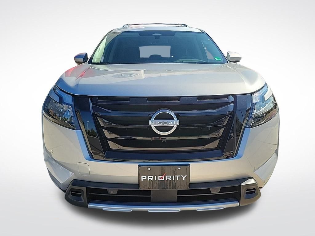 Thumbnail: 2025 Nissan Pathfinder - 8