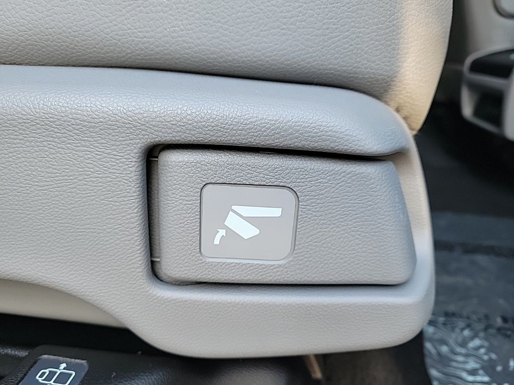 Thumbnail: 2019 Honda Odyssey - 16