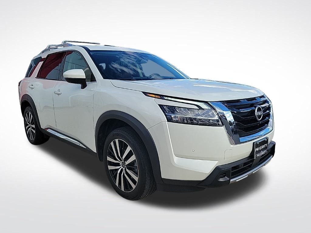Thumbnail: 2023 Nissan Pathfinder - 5