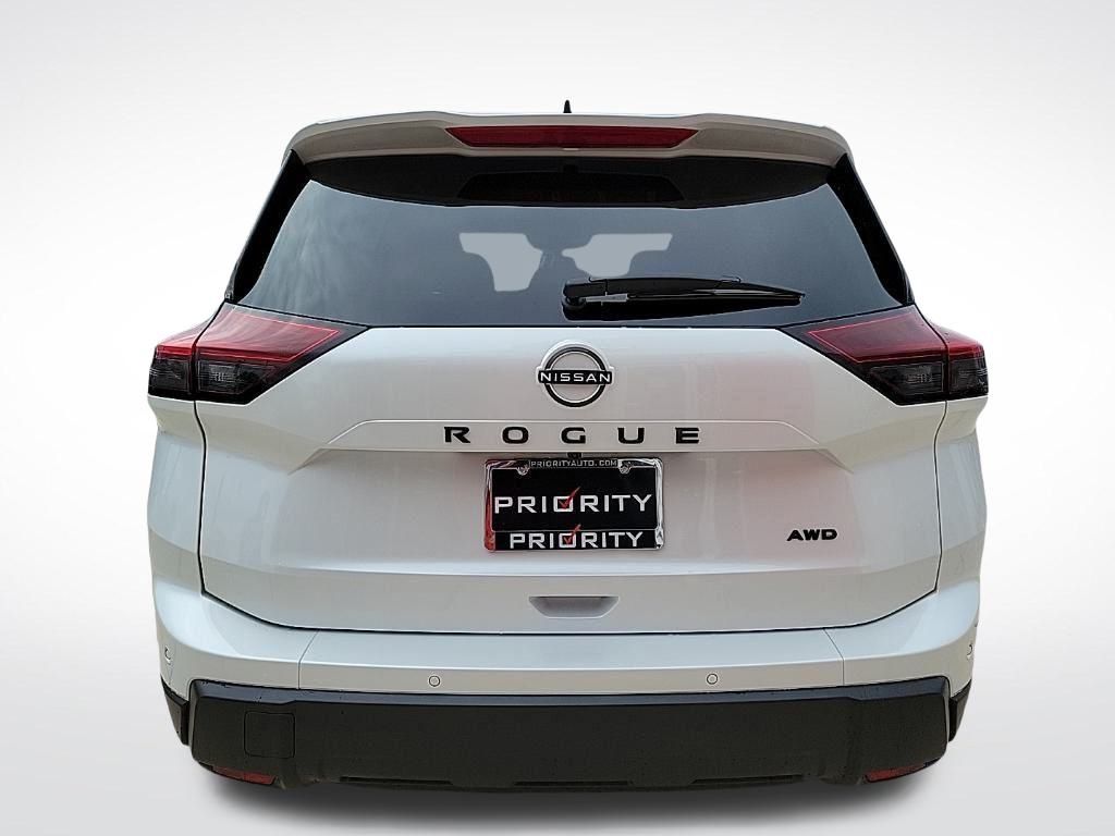 Thumbnail: 2026 Nissan Rogue - 4