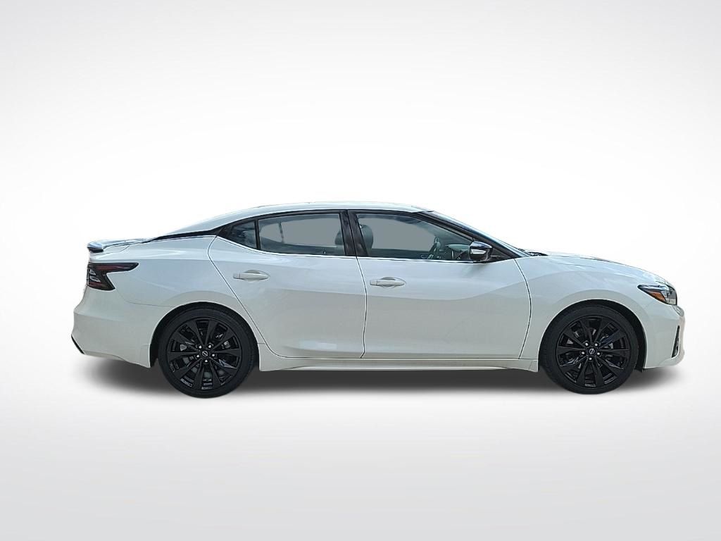 Thumbnail: 2023 Nissan Maxima - 5