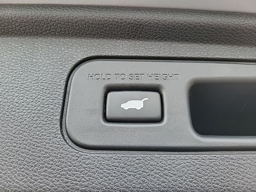 Thumbnail: 2023 Honda Odyssey - 23