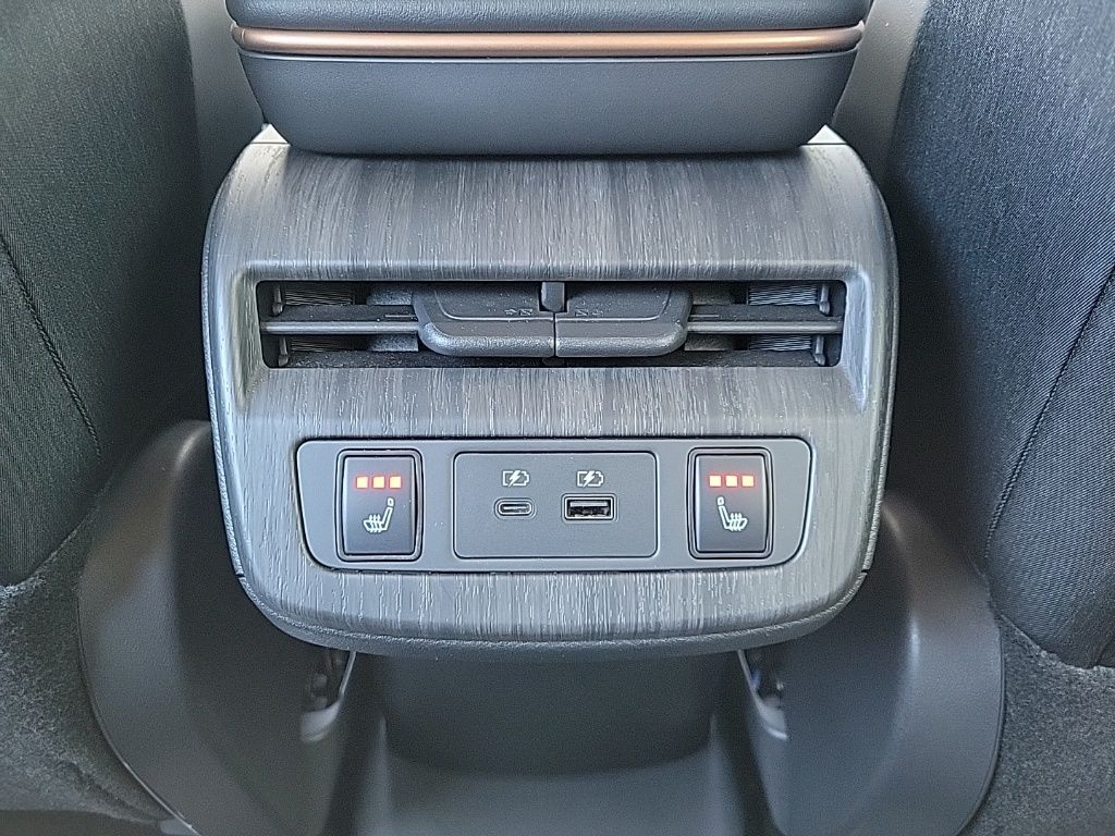 Thumbnail: 2024 Nissan Ariya - 20