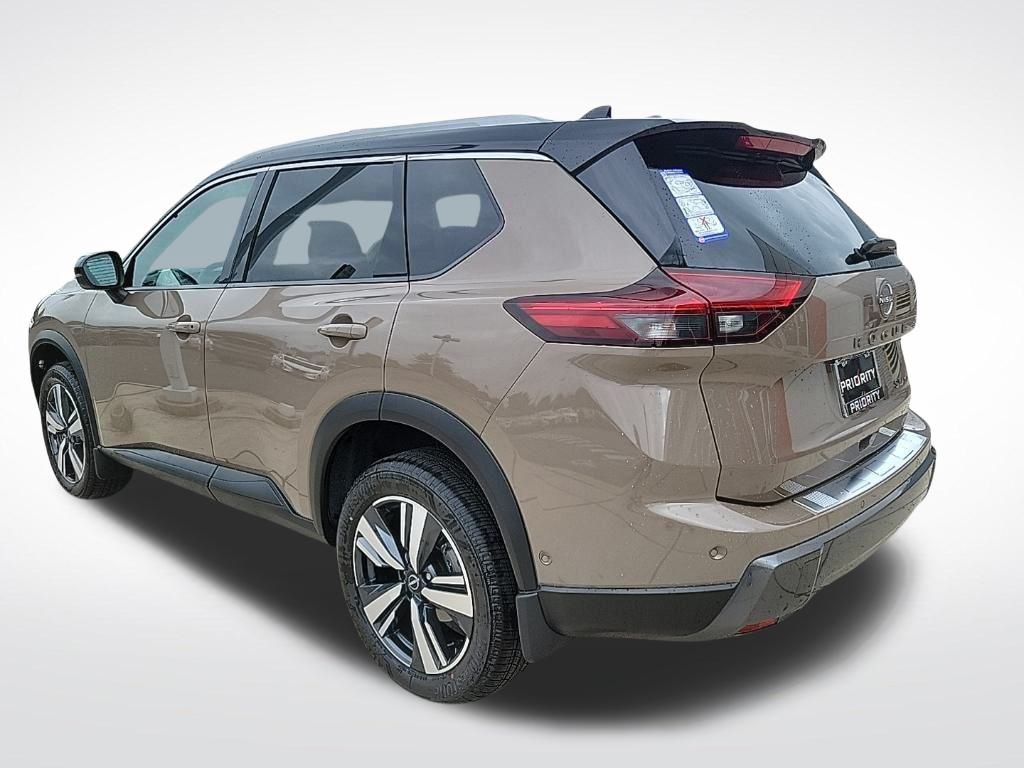 Thumbnail: 2025 Nissan Rogue - 3