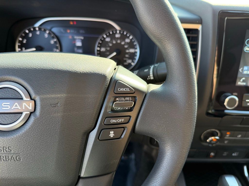 Thumbnail: 2022 Nissan Frontier - 20