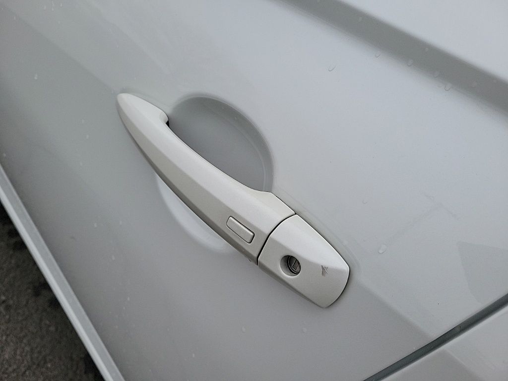 Thumbnail: 2023 Nissan Altima - 10