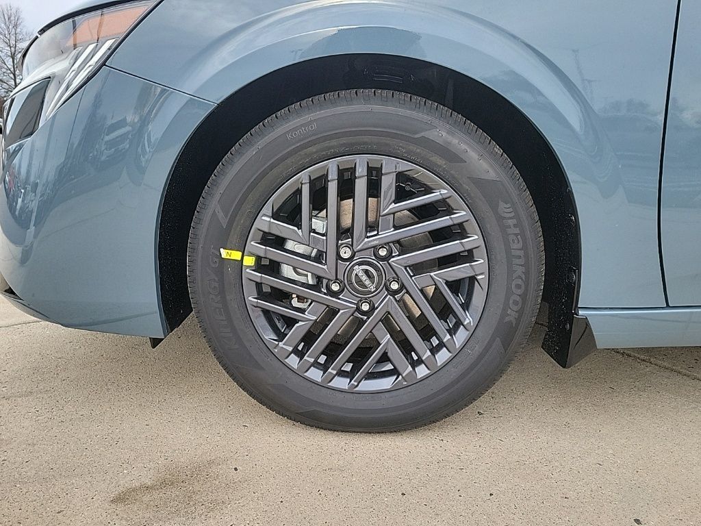 Thumbnail: 2026 Nissan Sentra - 9