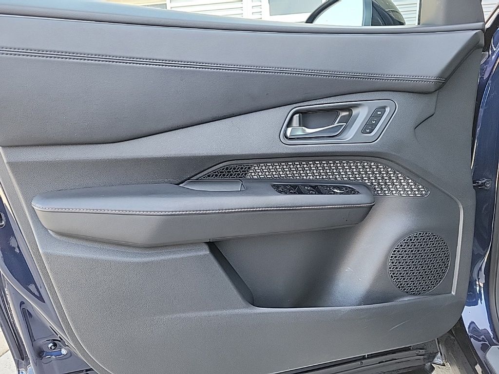 Thumbnail: 2024 Nissan Ariya - 31