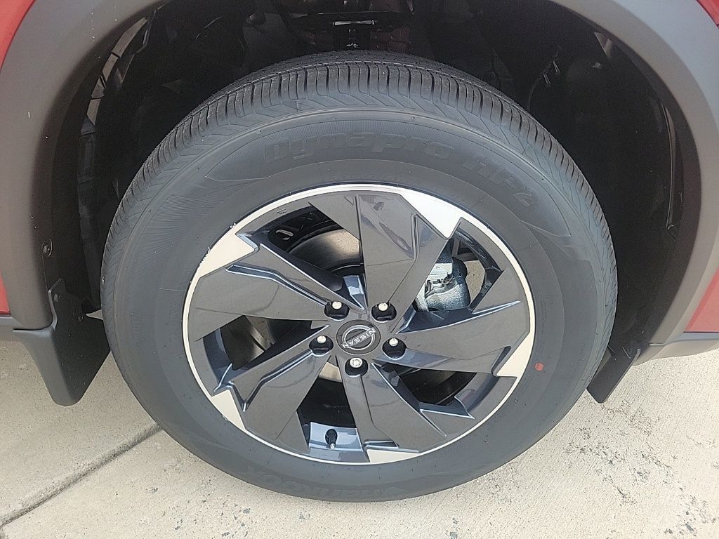 Thumbnail: 2026 Nissan Rogue - 9