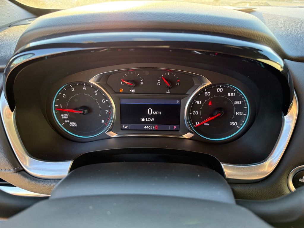 Thumbnail: 2023 Chevrolet Traverse - 20