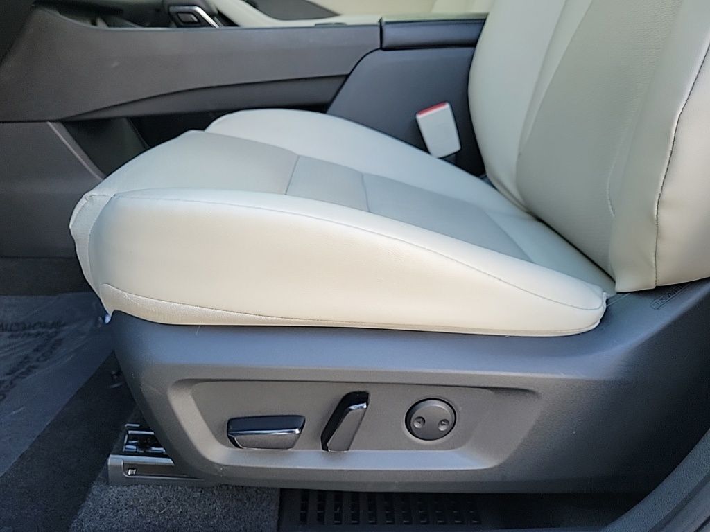 Thumbnail: 2023 Nissan Rogue - 11