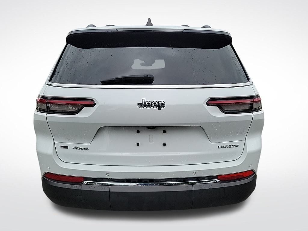 Thumbnail: 2023 Jeep Grand Cherokee L - 4