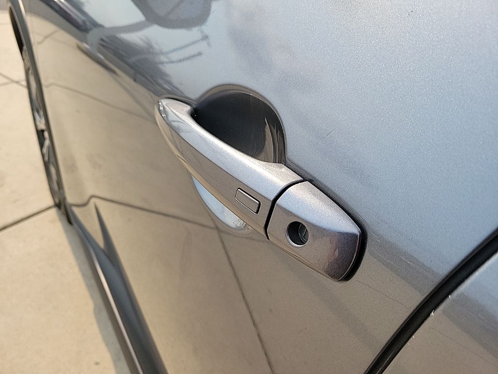 Thumbnail: 2021 Nissan Rogue - 10