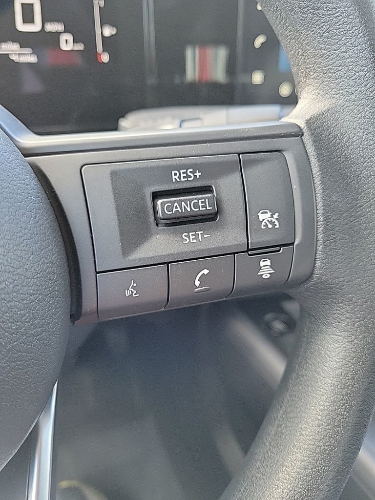 Thumbnail: 2026 Nissan Kicks - 26