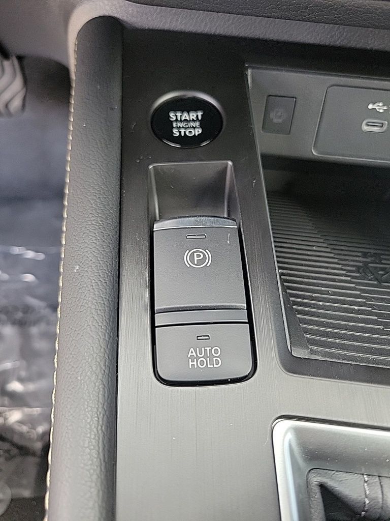 Thumbnail: 2025 Nissan Kicks - 22