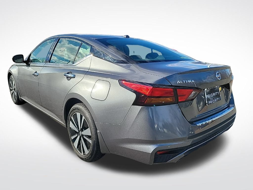 Thumbnail: 2022 Nissan Altima - 3