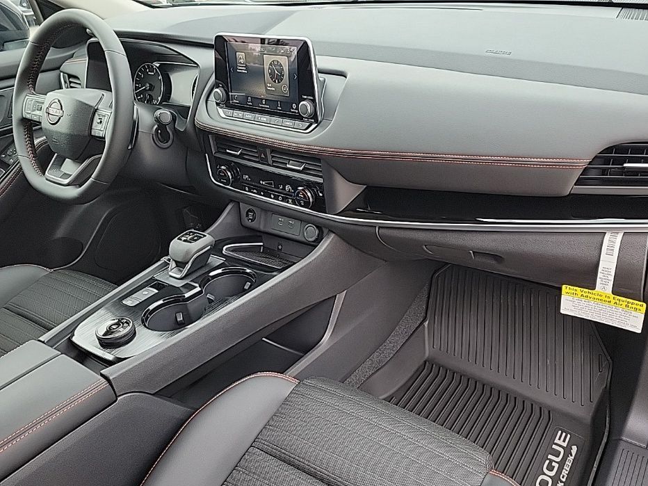 Thumbnail: 2026 Nissan Rogue - 15