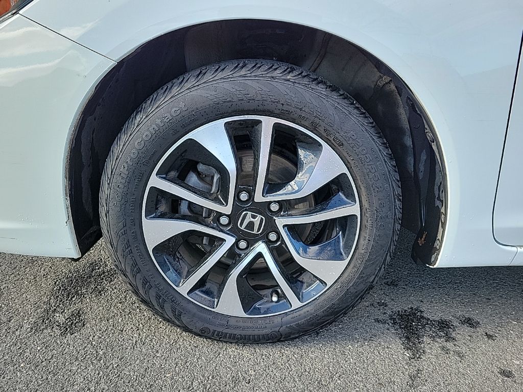 Thumbnail: 2015 Honda Civic - 9