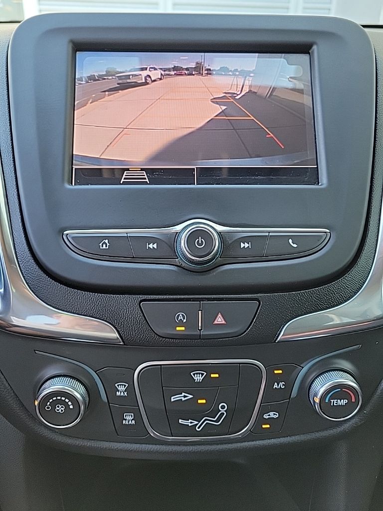 Thumbnail: 2022 Chevrolet Equinox - 25