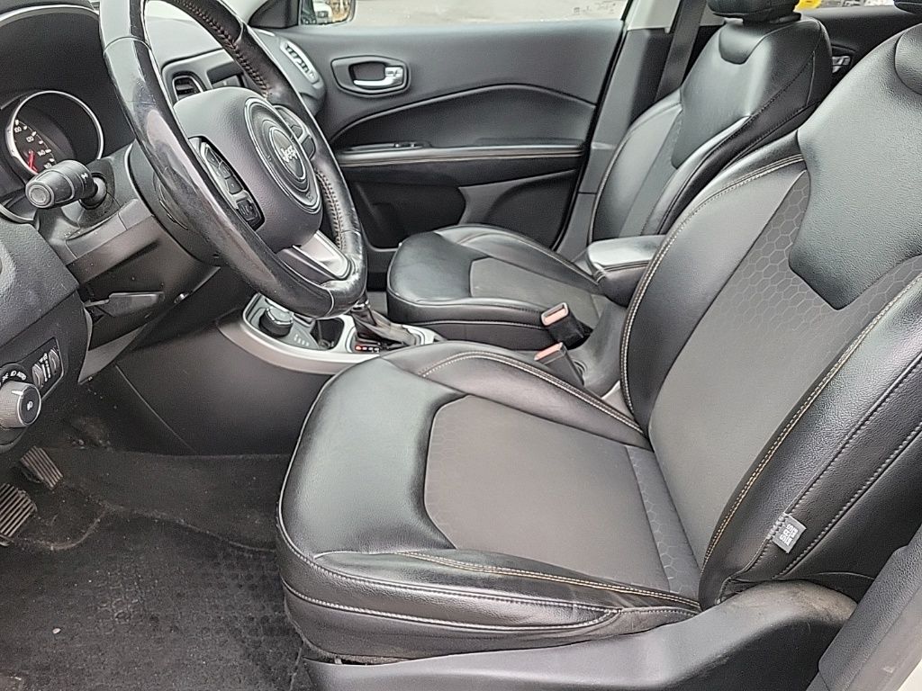 Thumbnail: 2018 Jeep Compass - 11