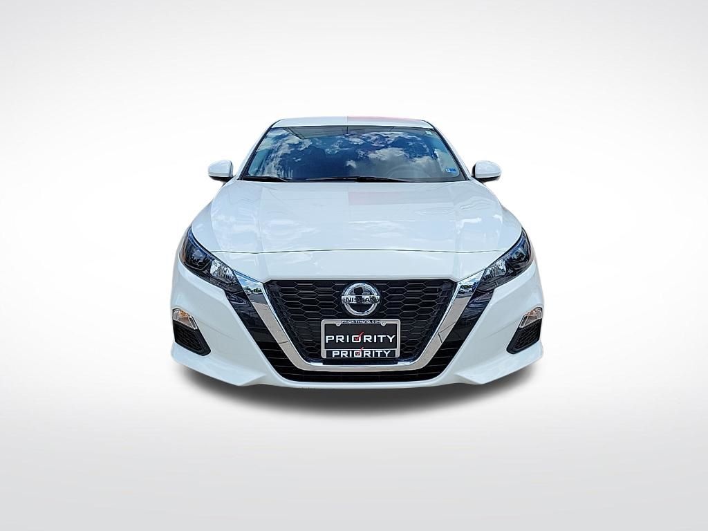Thumbnail: 2022 Nissan Altima - 7