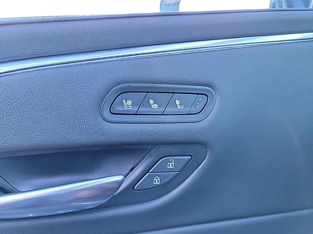 Thumbnail: 2023 Cadillac Escalade - 43