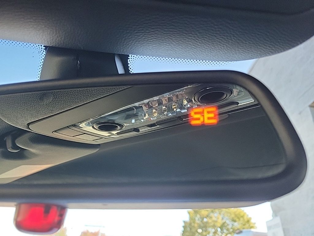 Thumbnail: 2011 BMW 3 Series - 40