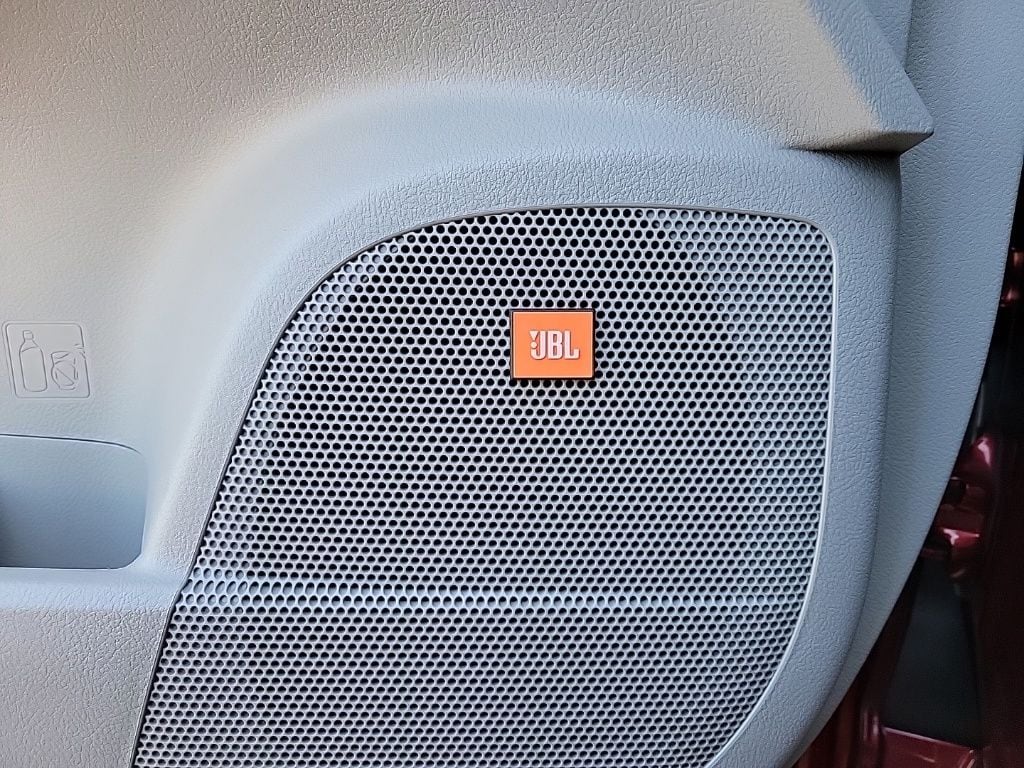 Thumbnail: 2010 Toyota Highlander - 32