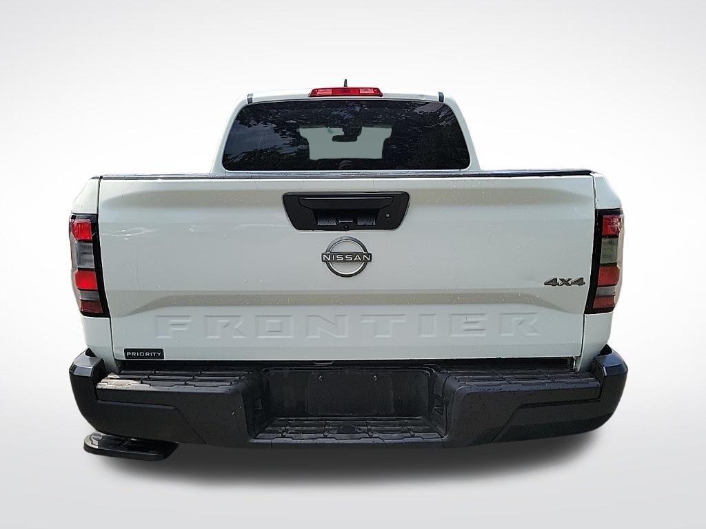 Thumbnail: 2023 Nissan Frontier - 4