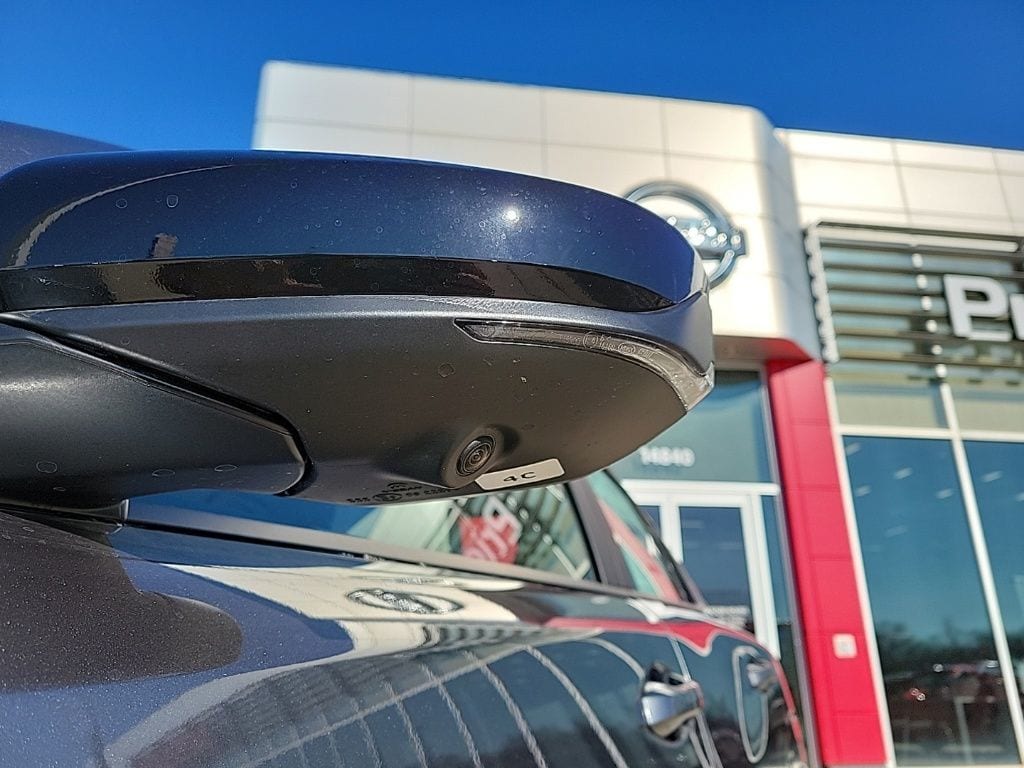 Thumbnail: 2026 Nissan Sentra - 9