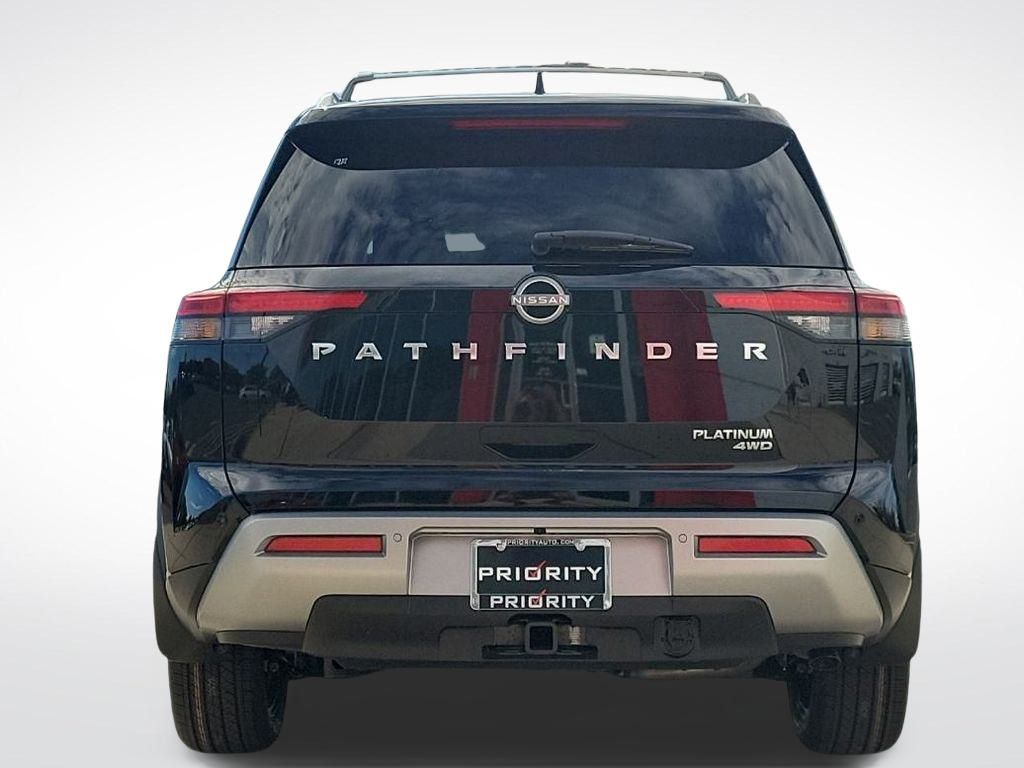 Thumbnail: 2025 Nissan Pathfinder - 4