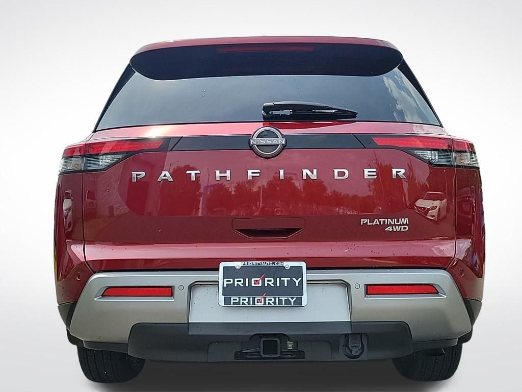 2022 Nissan Pathfinder Platinum 4