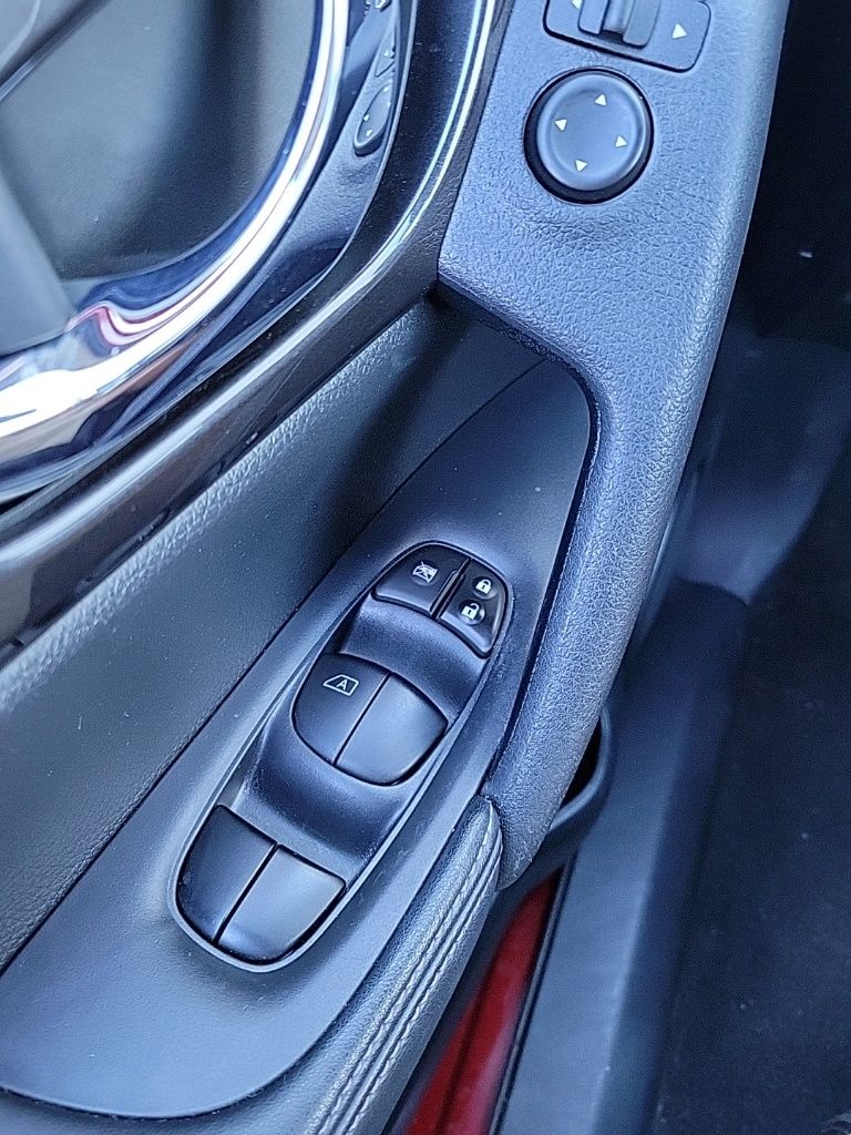 Thumbnail: 2020 Nissan Rogue - 22