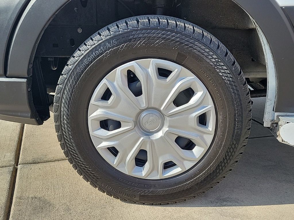 Thumbnail: 2024 Ford Transit Series - 9