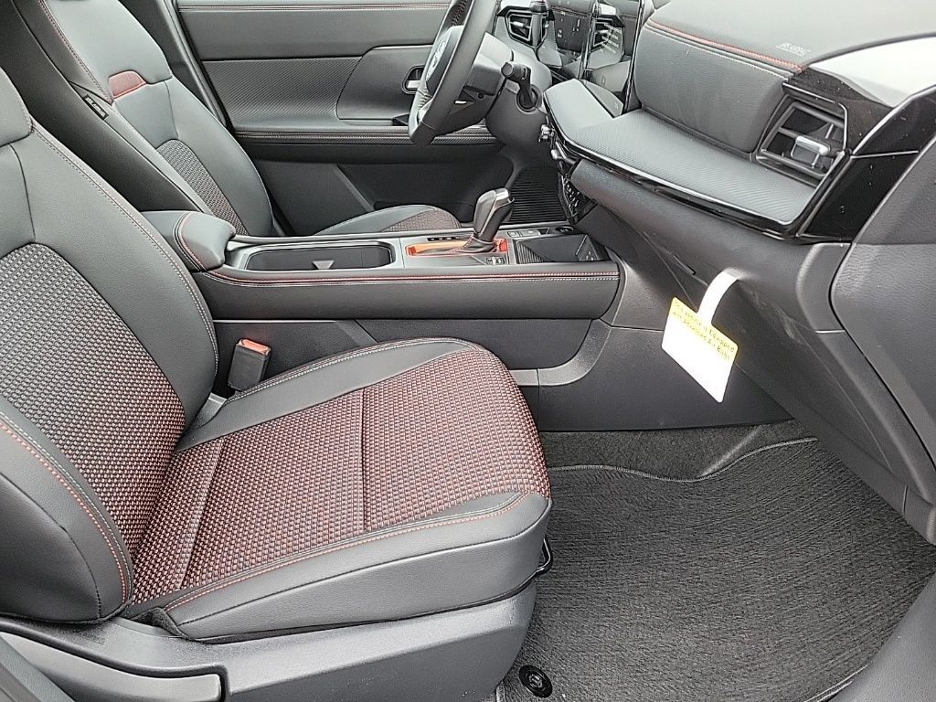 Thumbnail: 2026 Nissan Kicks - 16