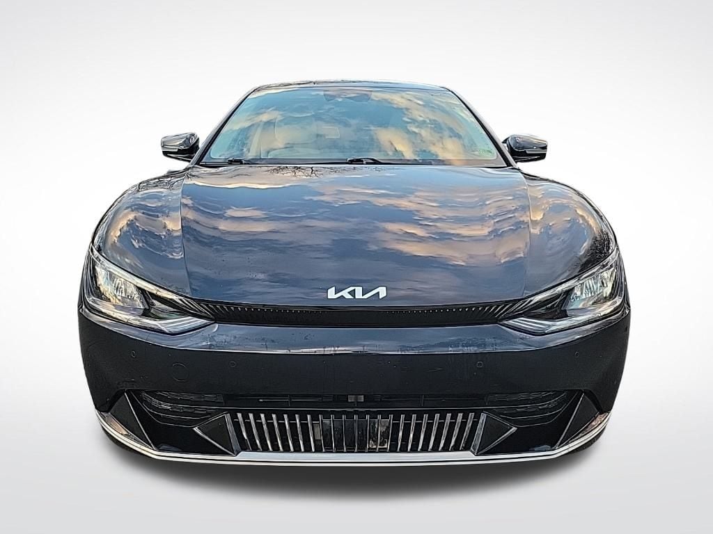 Thumbnail: 2022 Kia EV6 - 15